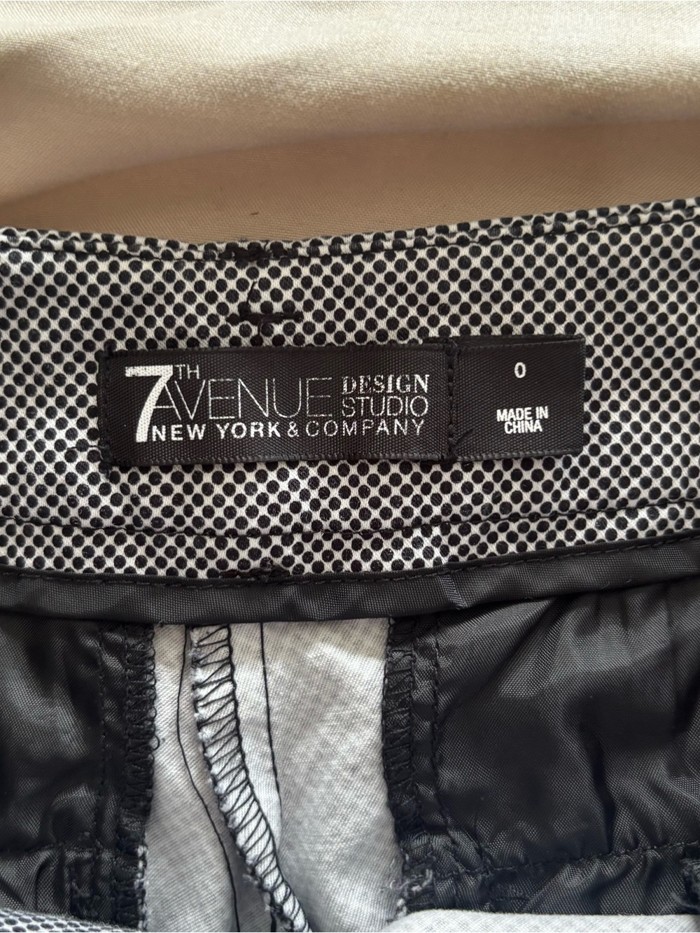 Tailored Women's Gray Patterned Bermuda Shorts - Picture 2 of 3